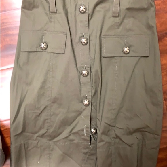 Express Dress - Picture 4 of 7